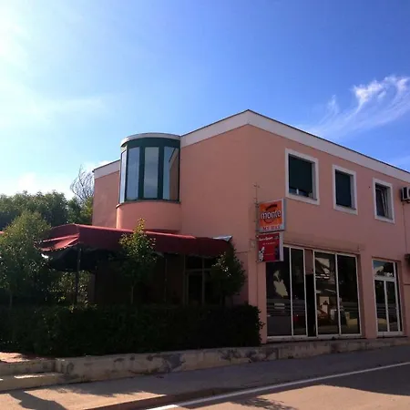 Belafuza Hostel Zadar